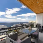 Monumental Apartment
